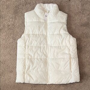 GAP Ivory Quilted Vest